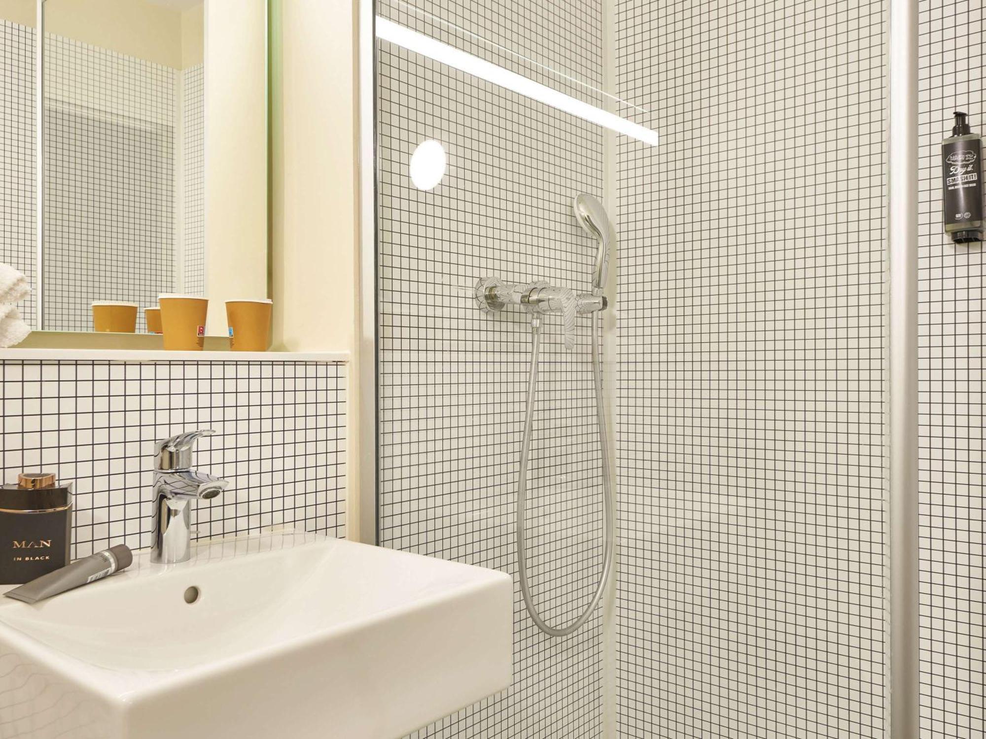 Ibis Budget Paris Porte D'Aubervilliers Exterior photo