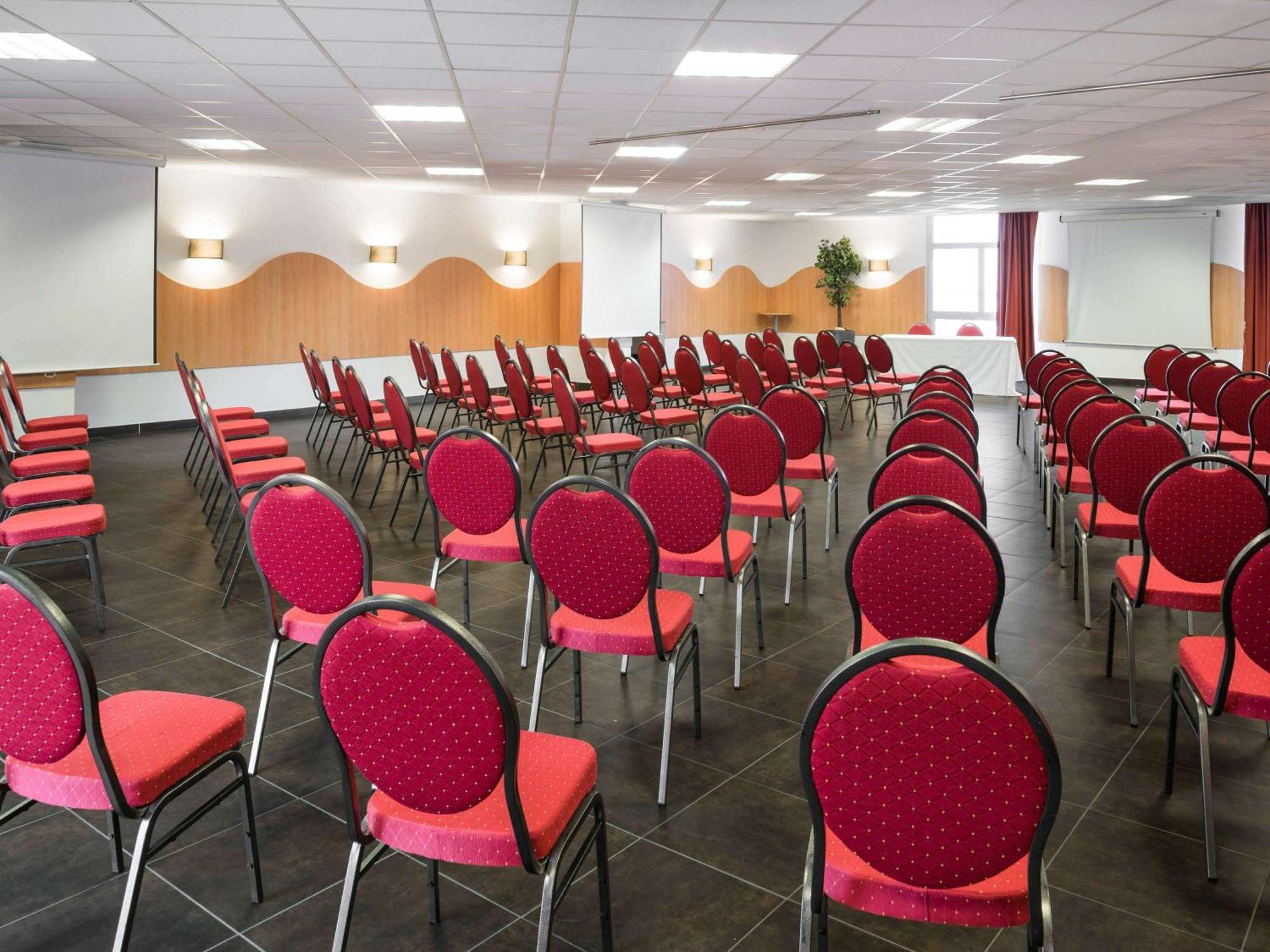 Ibis Budget Paris Porte D'Aubervilliers Exterior photo